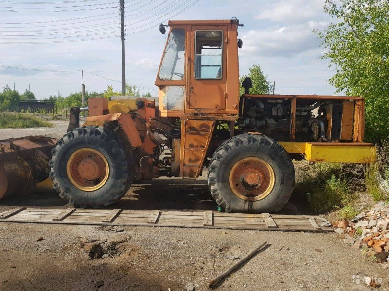 Фронтальный погрузчик то-18 б.3