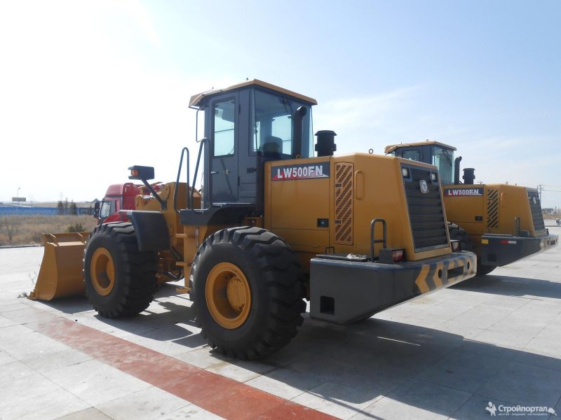 Погрузчик XCMG 500