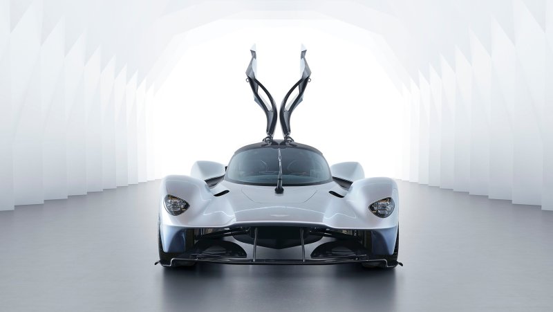 Гиперкар Aston Martin Valkyrie