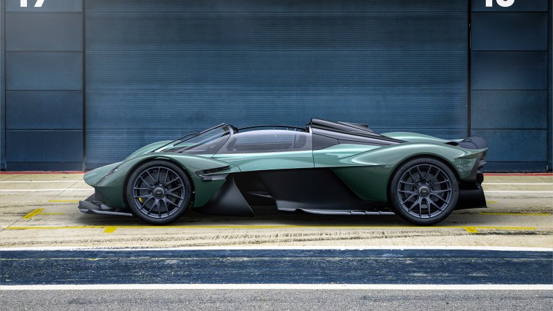 2021 Aston Martin Valkyrie Hypercar