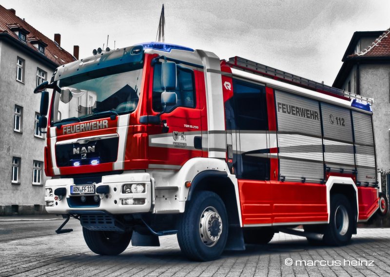 Пожарный автомобиль Rosenbauer