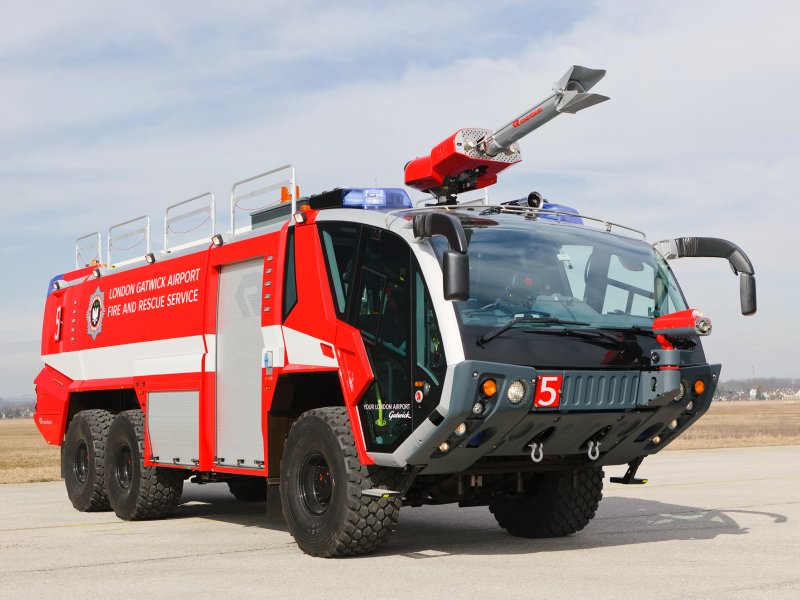 Пожарная машина Rosenbauer Panther