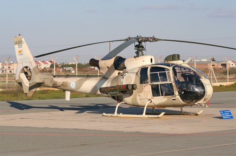 Вертолет sa 342 Gazelle