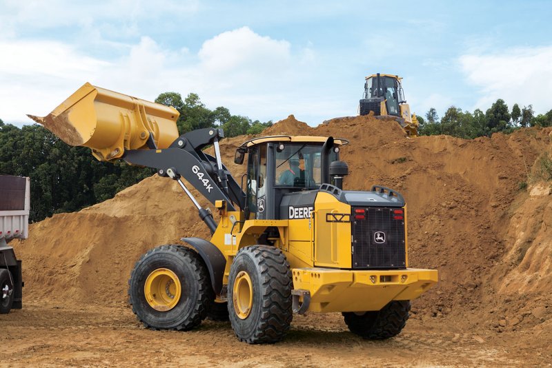 Погрузчик John Deere, 724к