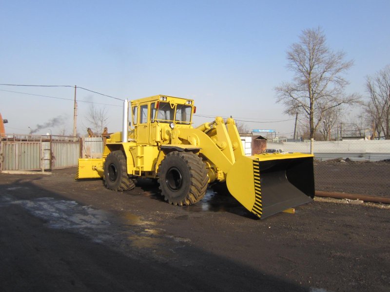 К 700 погрузчик фронтальный