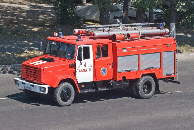 Автоцистерна пожарная АЦ-3,2-40 (ЗИЛ-4331)