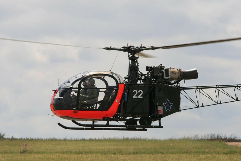 Alouette 4 вертолет