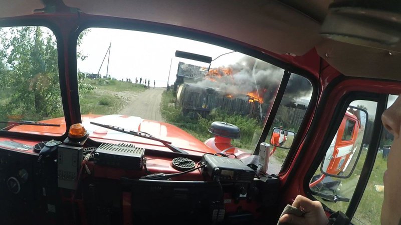 Вид из кабины пожарной машины
