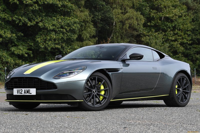 Aston Martin db12