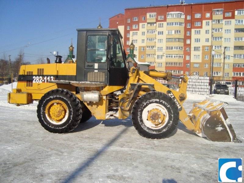 Амкадор фронтальный погрузчик 2 куб