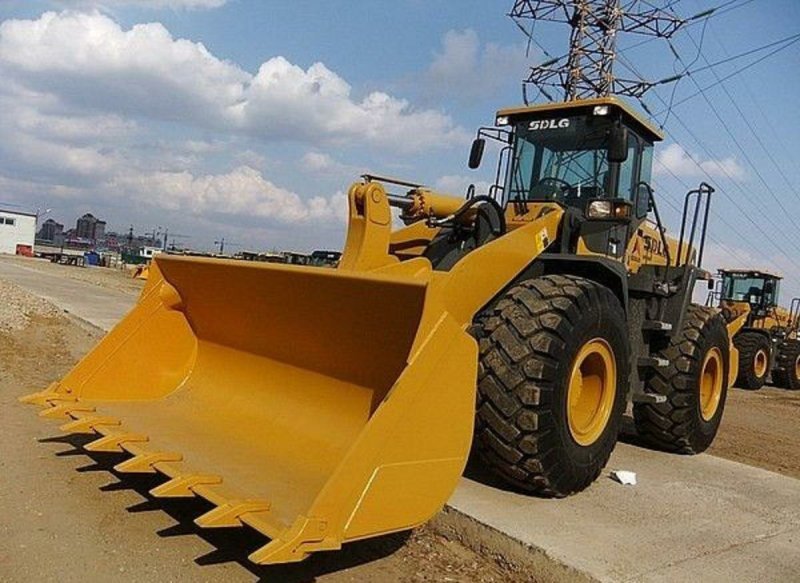 Фронтальный погрузчик SDLG 956l