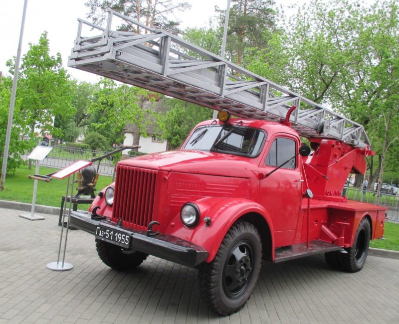 ГАЗ 63 пожарная автолестн