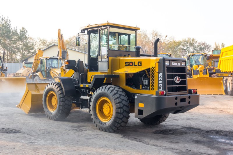 Погрузчик SDLG lg933l