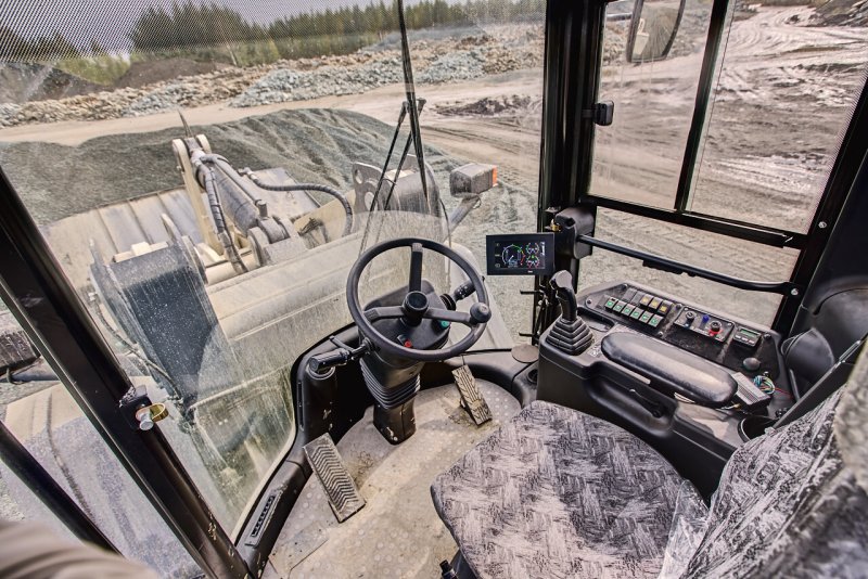 Tl155 фронтальный погрузчик