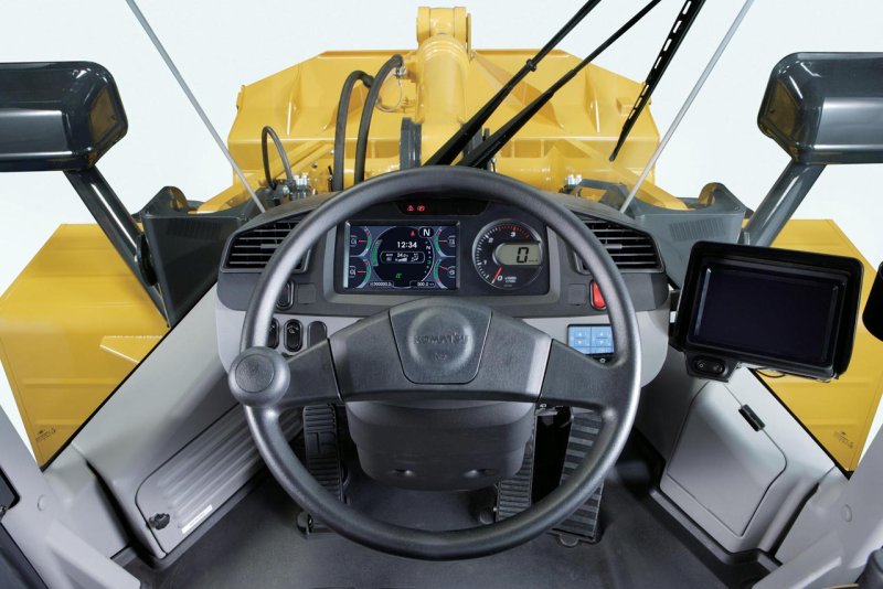 Komatsu WA 500 кабина