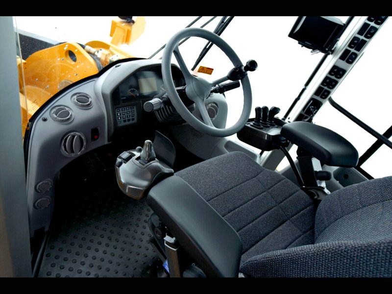 Volvo 350f