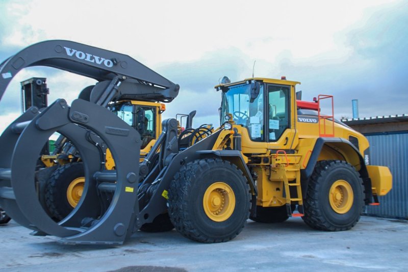 Погрузчик Volvo l120f