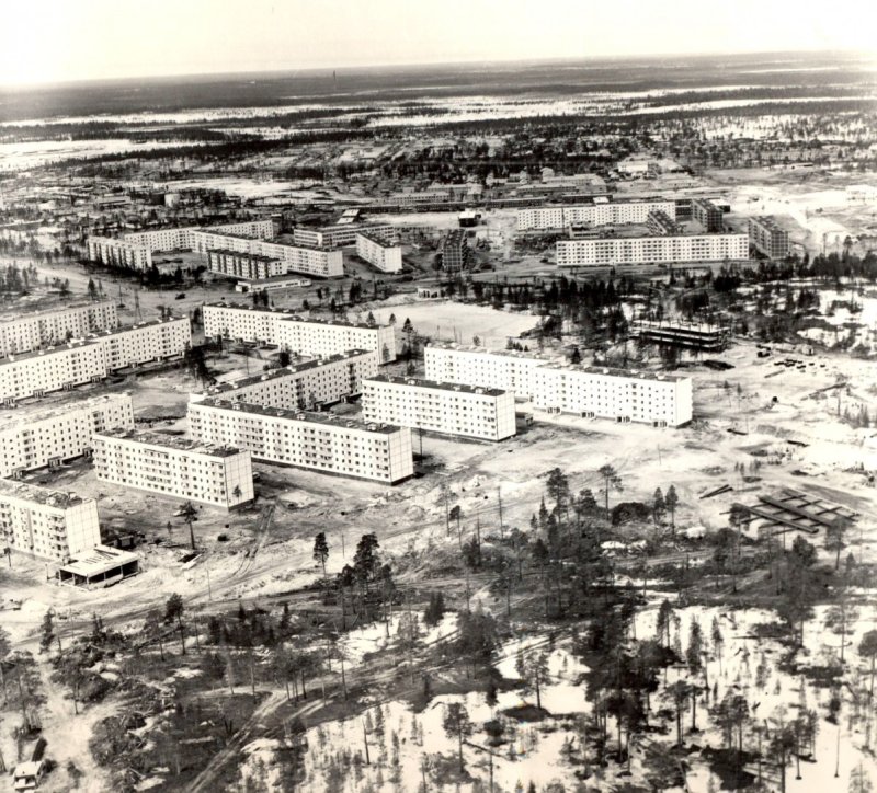 Ноябрьск 1990