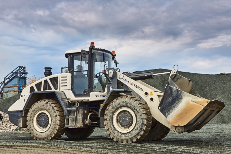 Фронтальный погрузчик tl150