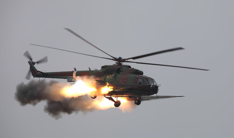 Ми8 военный вертолет стрельба нар