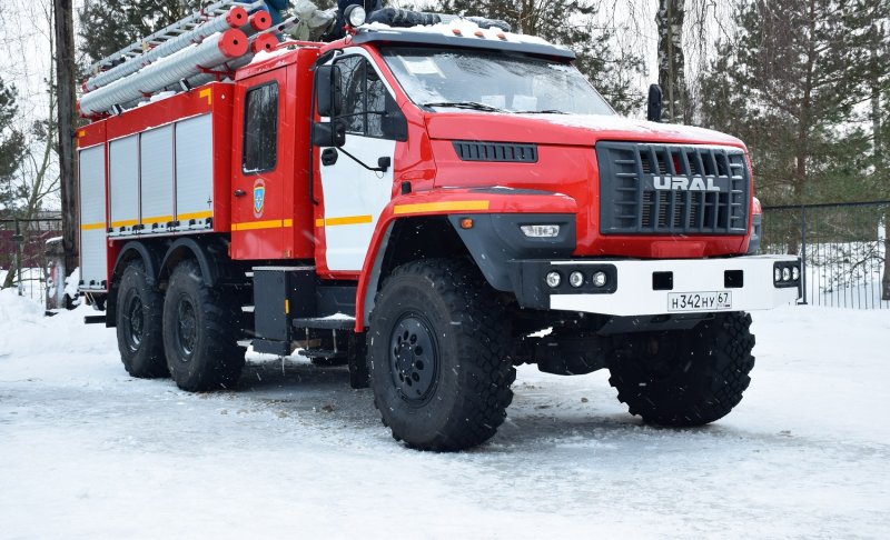 Новая пожарная машина Урал