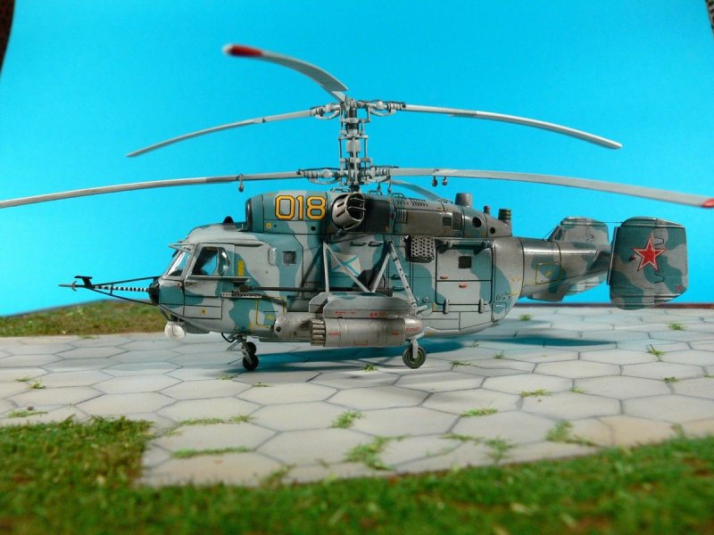 Сборная модель zvezda вертолет ка-29