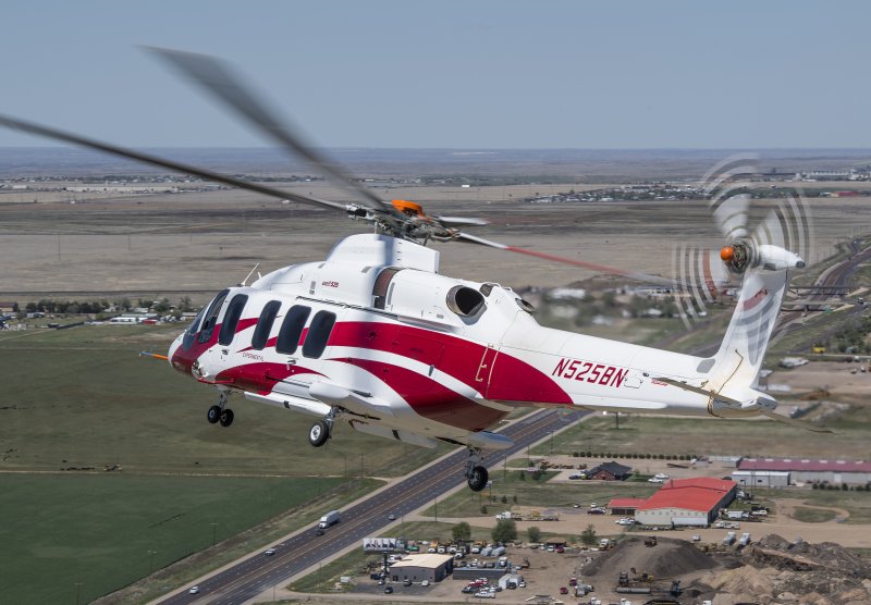 Вертолет Bell 525