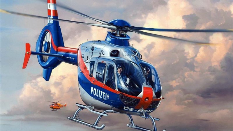 Сборная модель Revell Eurocopter EC-135 Österreichische Polizei / Bundespolizei (04649) 1:72