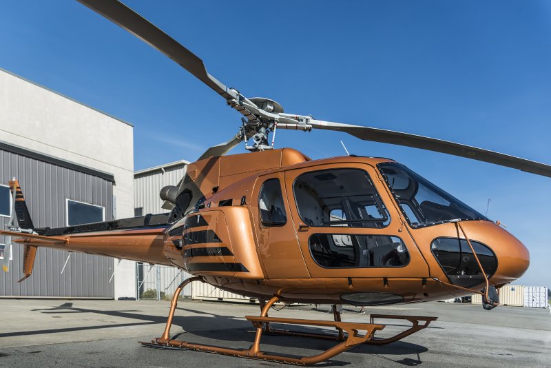 Eurocopter 350b2 кабина