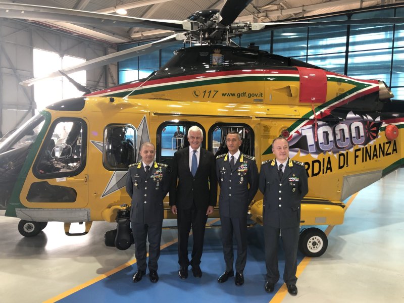 Aw139 вертолет