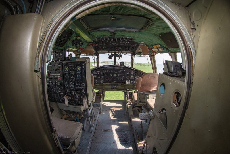 Ми-10 вертолет кабина