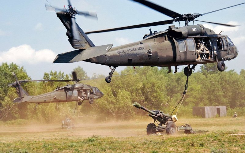 Uh-60 «Блэк Хок»(черный ястреб)