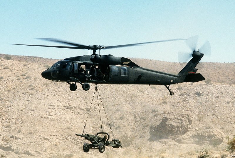 Вертолёт uh-60 Black Hawk