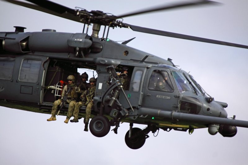 Uh-60 Pave Hawk