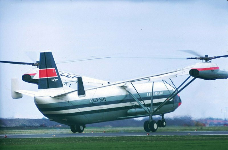 Ми-12 вертолёт