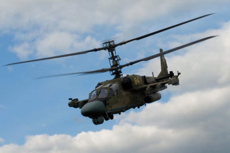 Вертолёт ка-52 Аллигатор в небе