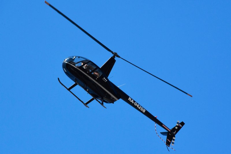 Robinson r44 внутри