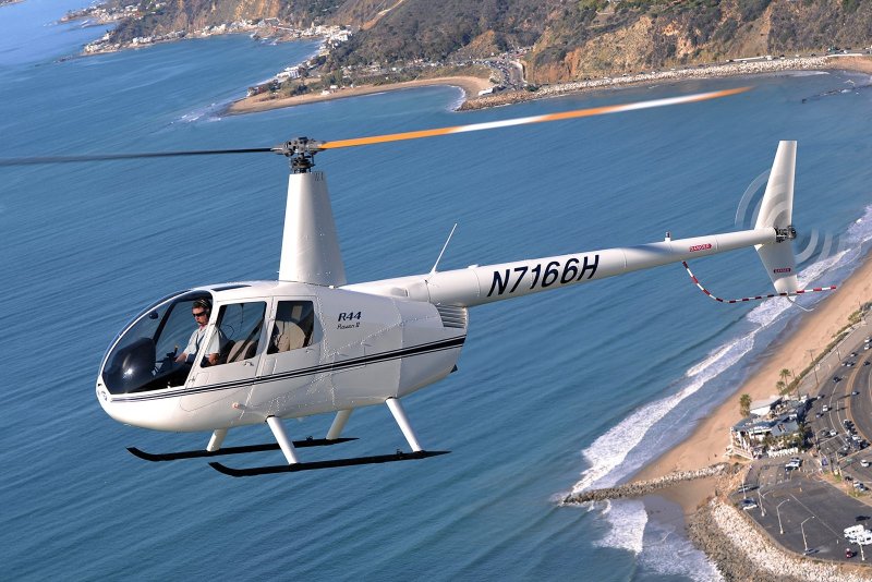 Вертолет Robinson-44 (r44)