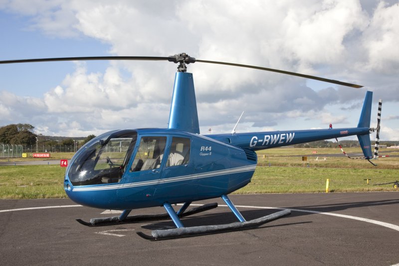 Вертолет Robinson r44