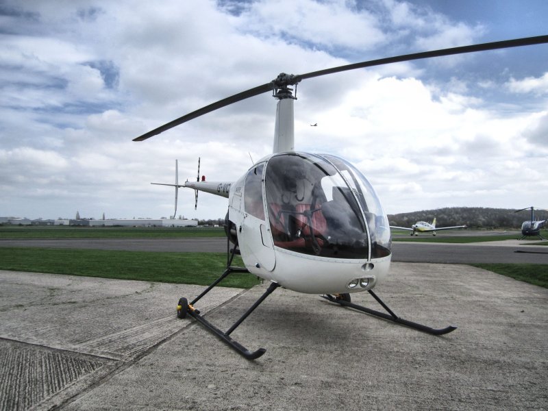 Вертолет Robinson r22