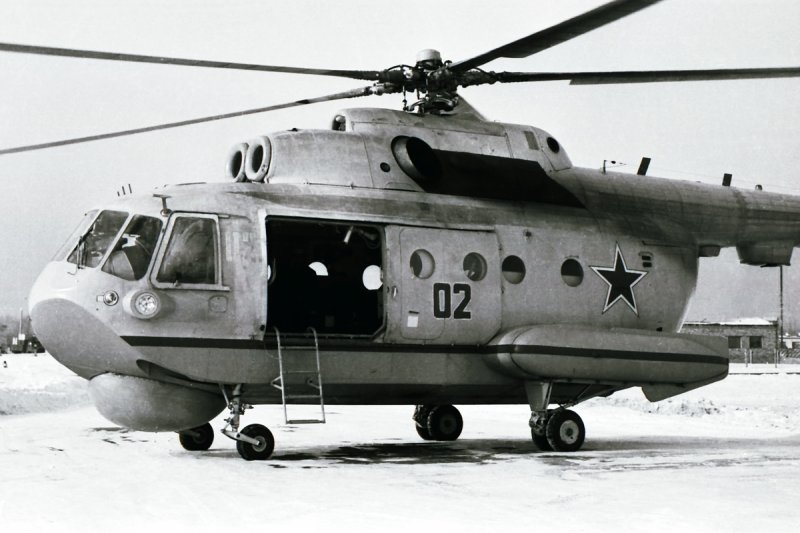 Вертолет амфибия ми-14 СССР