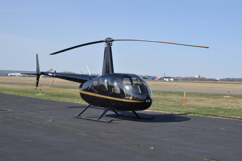 Вертолет Robinson r44