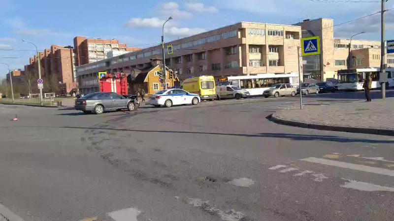 Перекресток в Колпино пересечение веры Слуцкой
