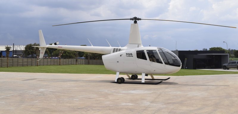 Robinson r66 фото