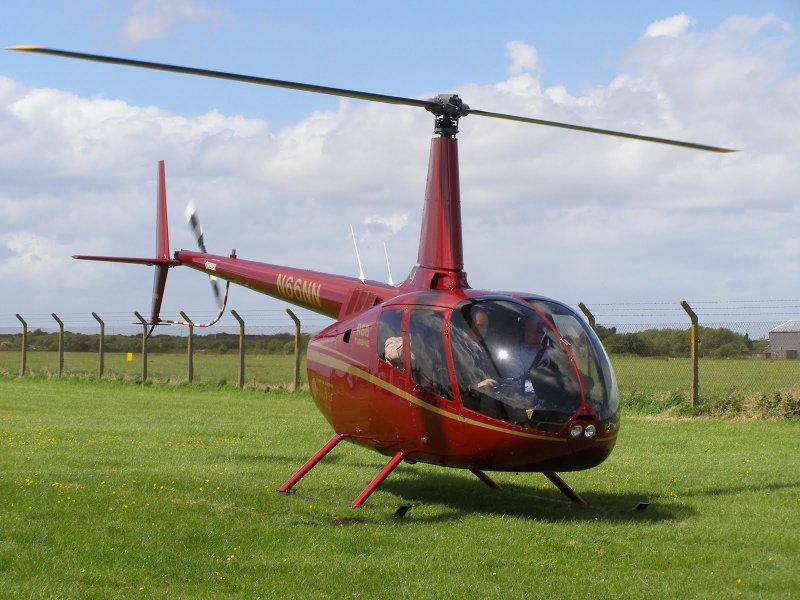 Вертолет Robinson r66