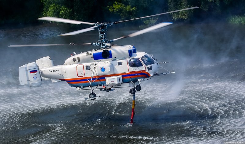 Пожарный вертолет ми-8