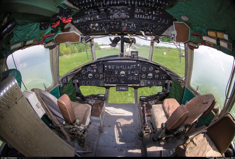 Ми-10 вертолет кабина