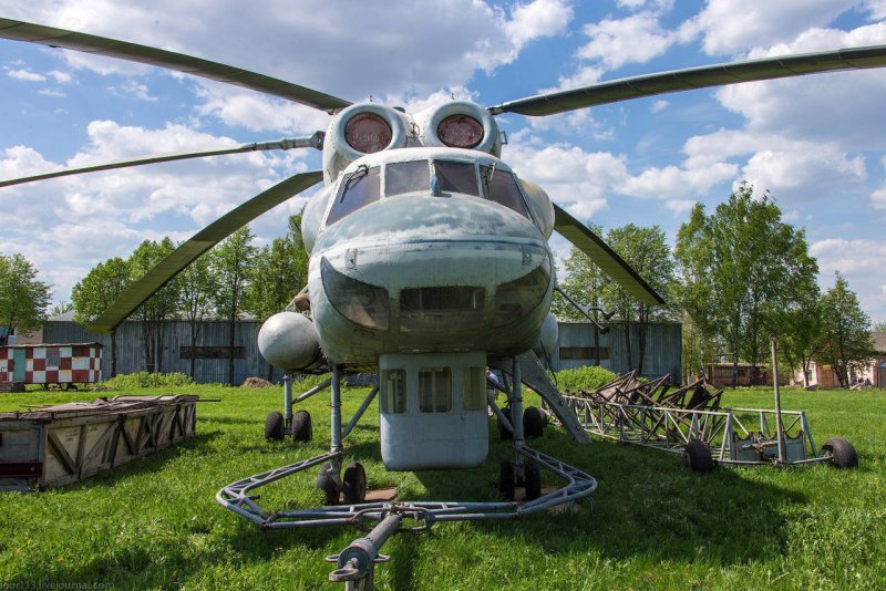 Транспортный вертолет ми-10к