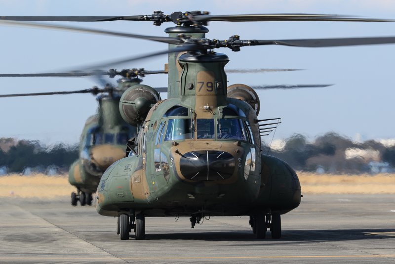 Вертолет Ch-47 Chinook
