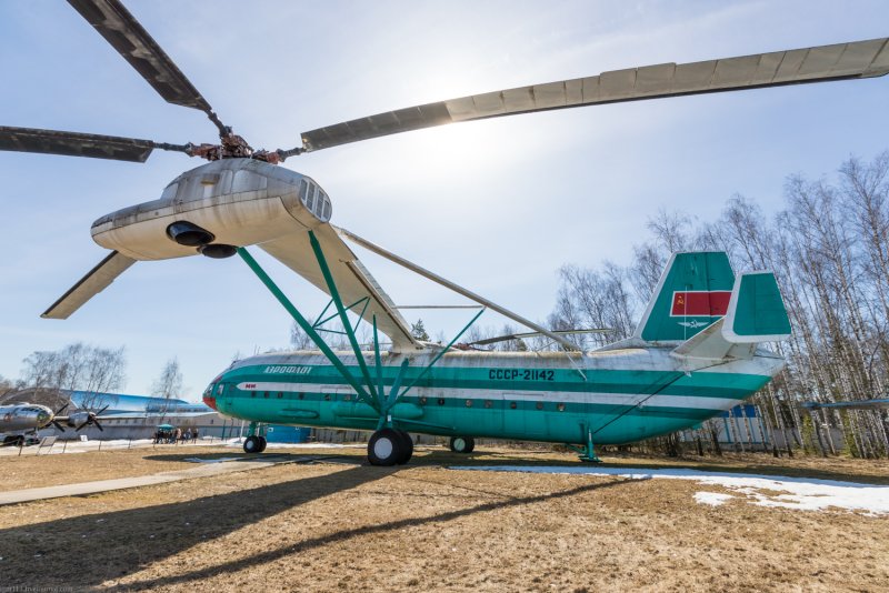 Ми-12 вертолёт кабина